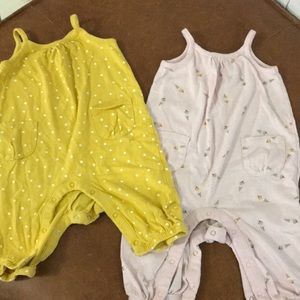Set of Baby Girl Rompers